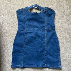 Jeans dress, perfect for country concert. Would look good with cowboy boots.